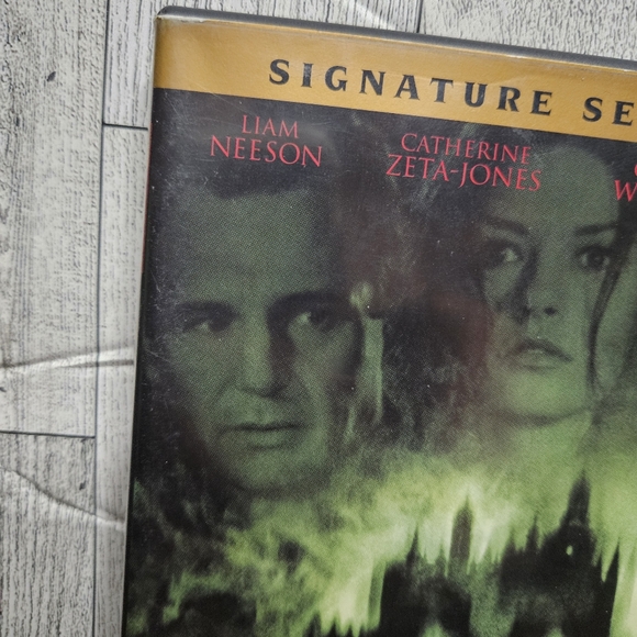 The Haunting DVD Widescreen Signature Selection Liam Neeson Catherine Zeta-Jones - Picture 2 of 9